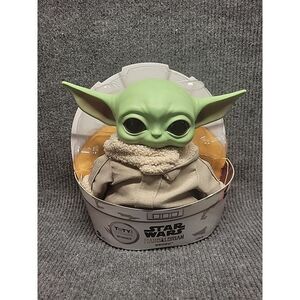 Disney Star Wars: The Mandalorian Yoda The‎ Child 11 inch Action Figure
